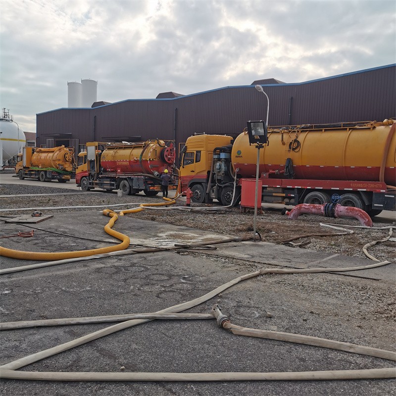 彰武污水池清理